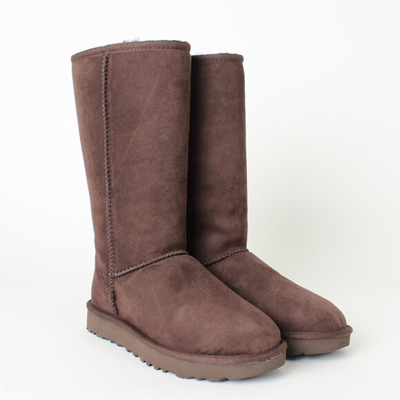 UGG Classic tall II boots in chestnut | ASOS NWT - UGG Classic Tall II Boots - Chocolate🍫❄️